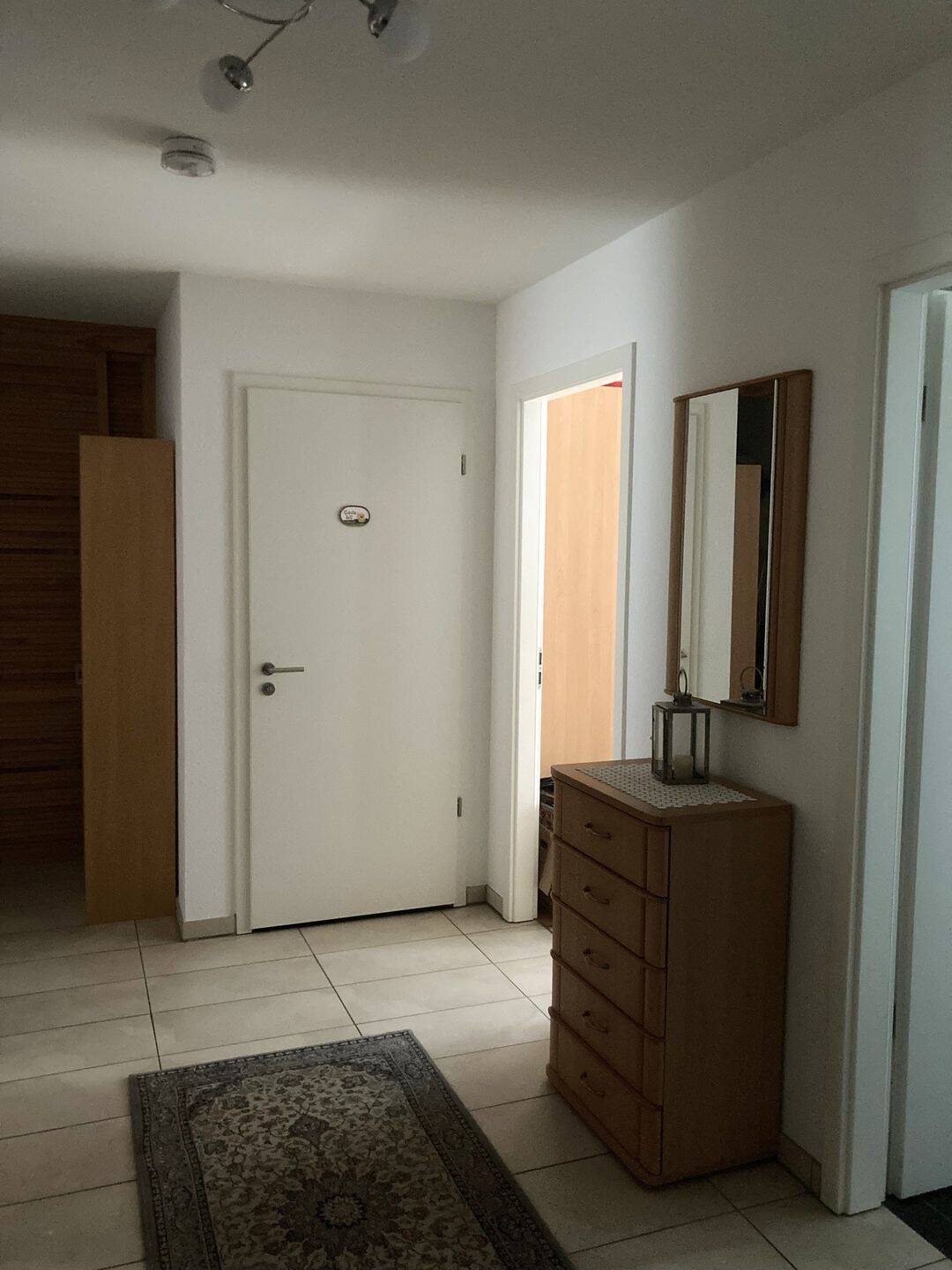 Moderne und helle 4 Raumwohnung mit Balkon und Tiefgarage – seniorengerecht, 50171 Kerpen