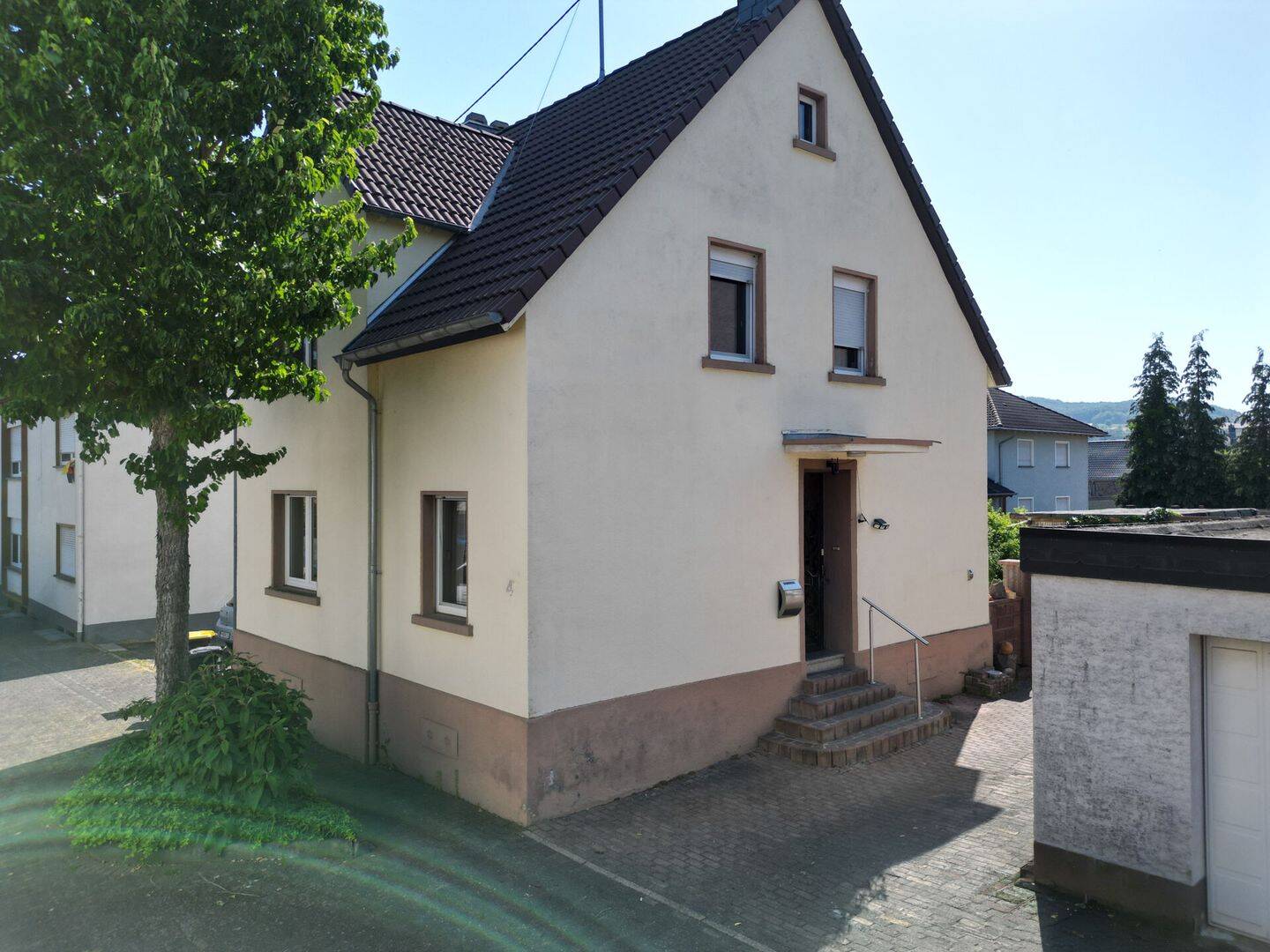 Charmantes Einfamilienhaus mit Garten in ruhiger Lage von Kruft, 56642 Kruft