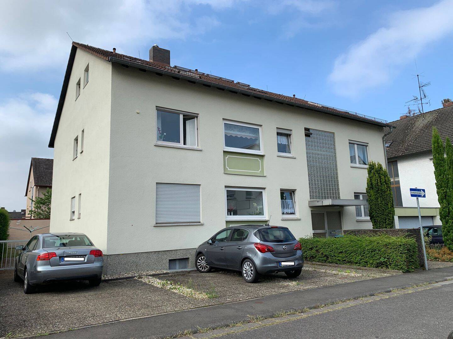 2-ZKB-Dachgeschosswohnung in kleiner Wohneinheit „Schänzchen I“, 65239 Hochheim am Main