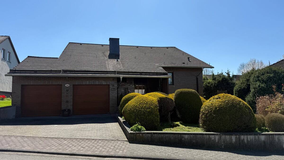 Haus in Immenhausen: Wohnen auf einer Ebene – Bungalow mit sonniger Terrasse und traumhaftem Garten!, 34376 Immenhausen