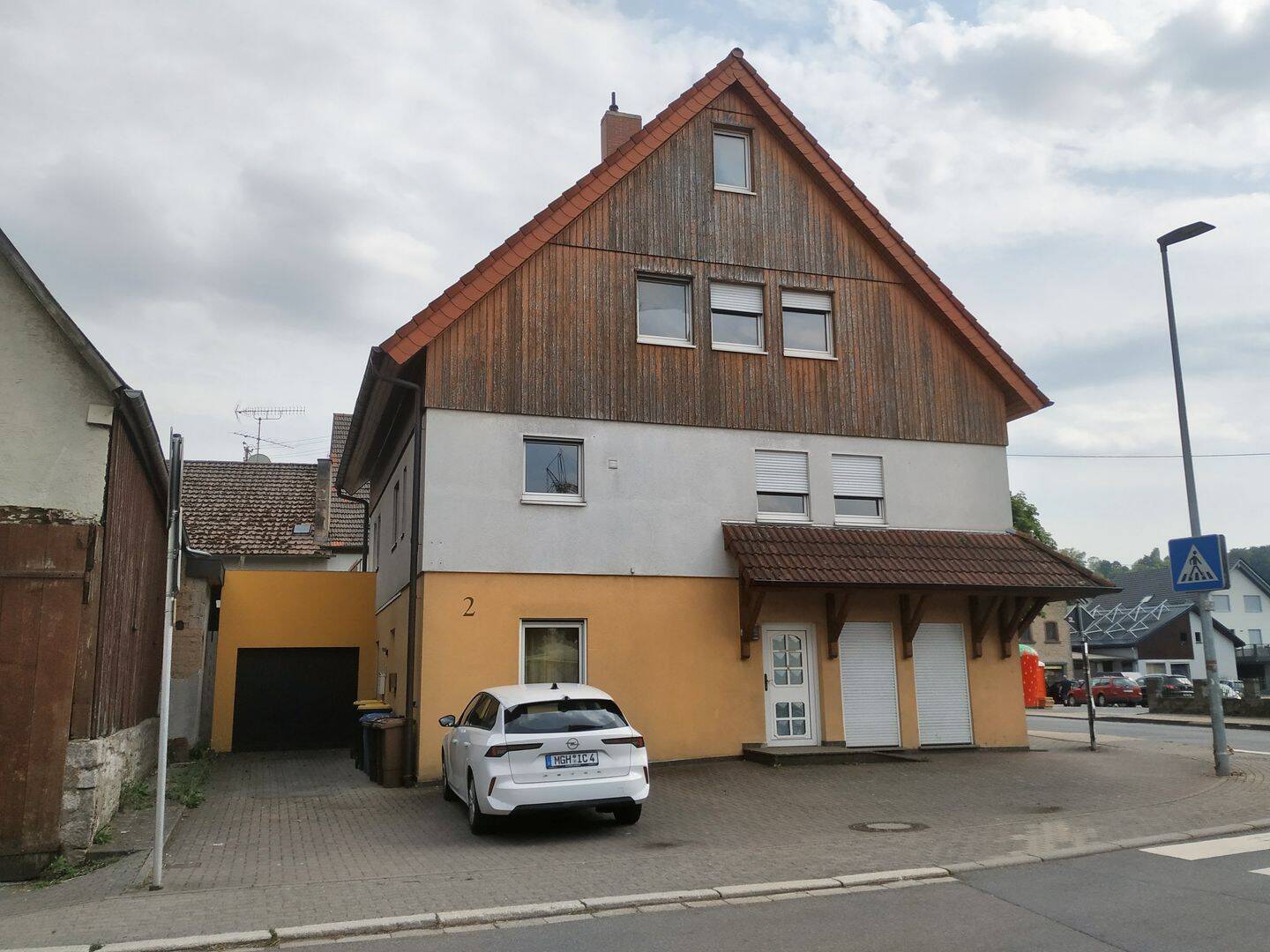 3-Familienhaus in zentraler Lage in Assamstadt, 97959 Assamstadt