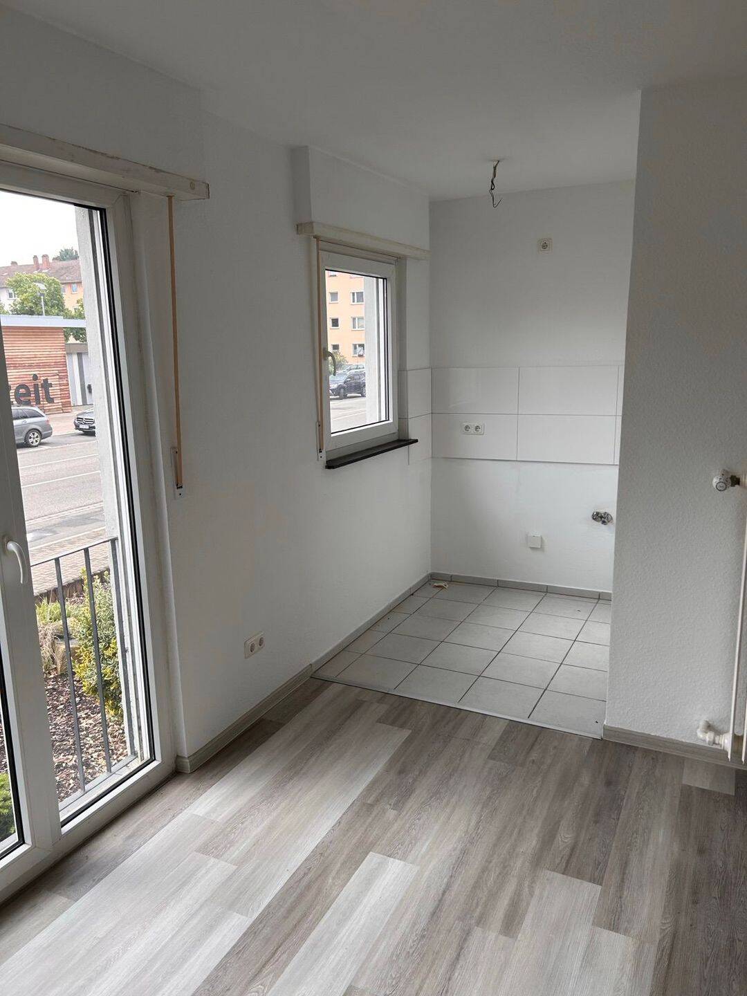 Top-Anbindung & sofort frei: Helle 1-Zimmer-Wohnung in Speyer (nahe Berliner Platz), 67346 Speyer (Angelhof I und II Speyer)