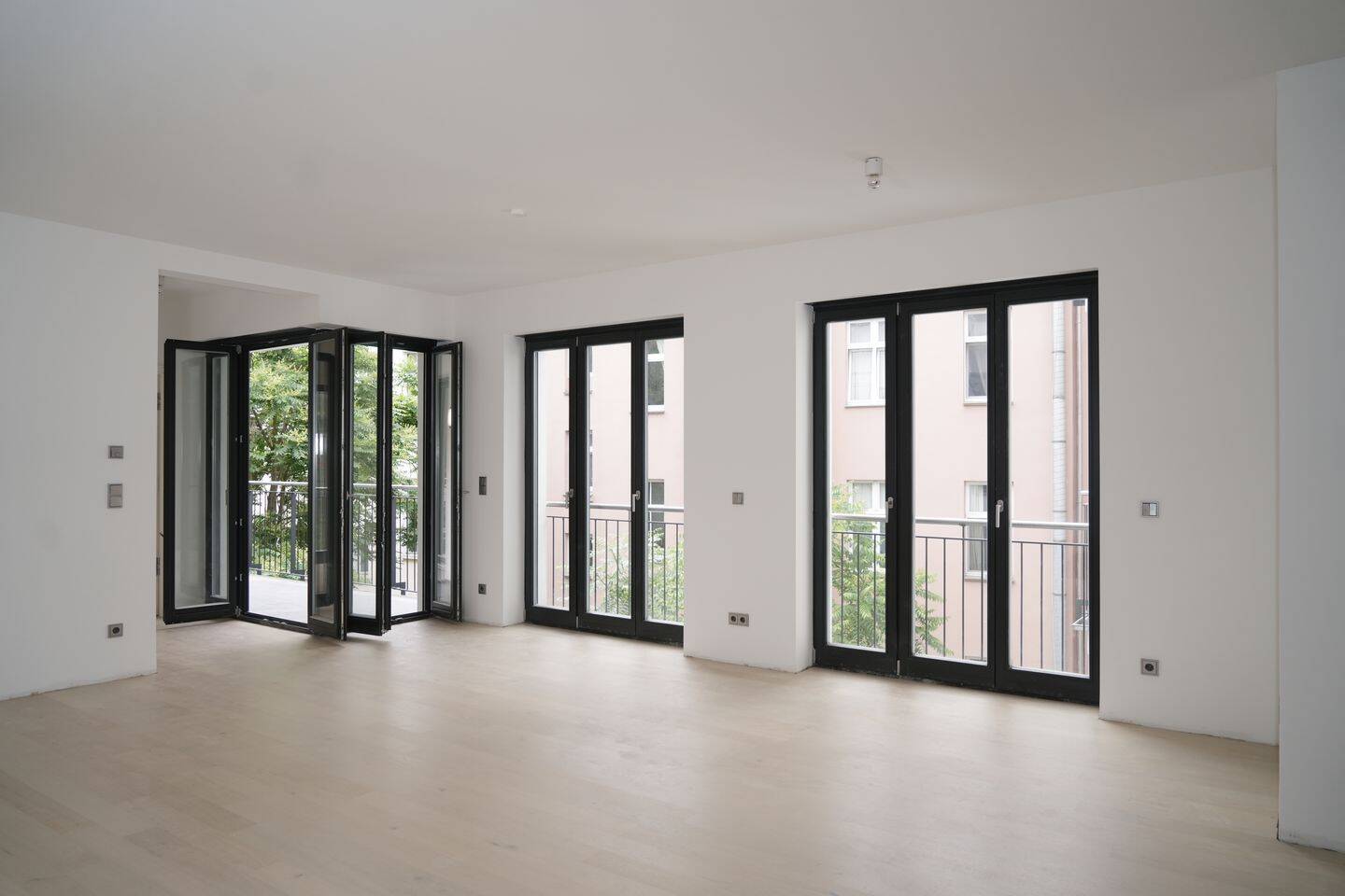 BOXI 12: Neubauwohnung mit Wohnküche, Balkon zum Hof und Aufzug direkt in die Wohnung, 10245 Berlin (Friedrichshain-Kreuzberg Friedrichshain)