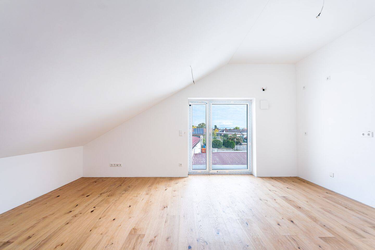 Neubau KfW 40 – Attraktive 3-Zimmer-Wohnung mit Balkon –, 94522 Wallersdorf