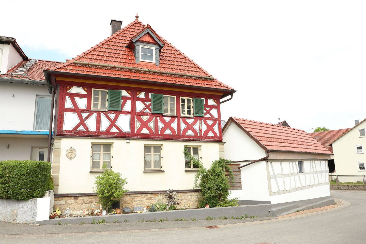 Historisches Fachwerkanwesen mit außergewöhnlichem Wohn-, Arbeits- und Freizeitkonzept in Rednershof, 97453 Schonungen