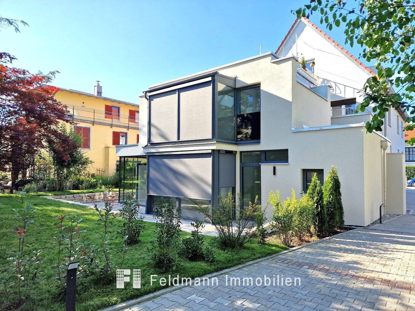 Statt Wohnung lieber ein Stadthaus? Stylish-luxuriös, in ruhiger Lage, Nähe BMW., 80807 München (Milbertshofen-Am Hart Schwabing-Freimann)