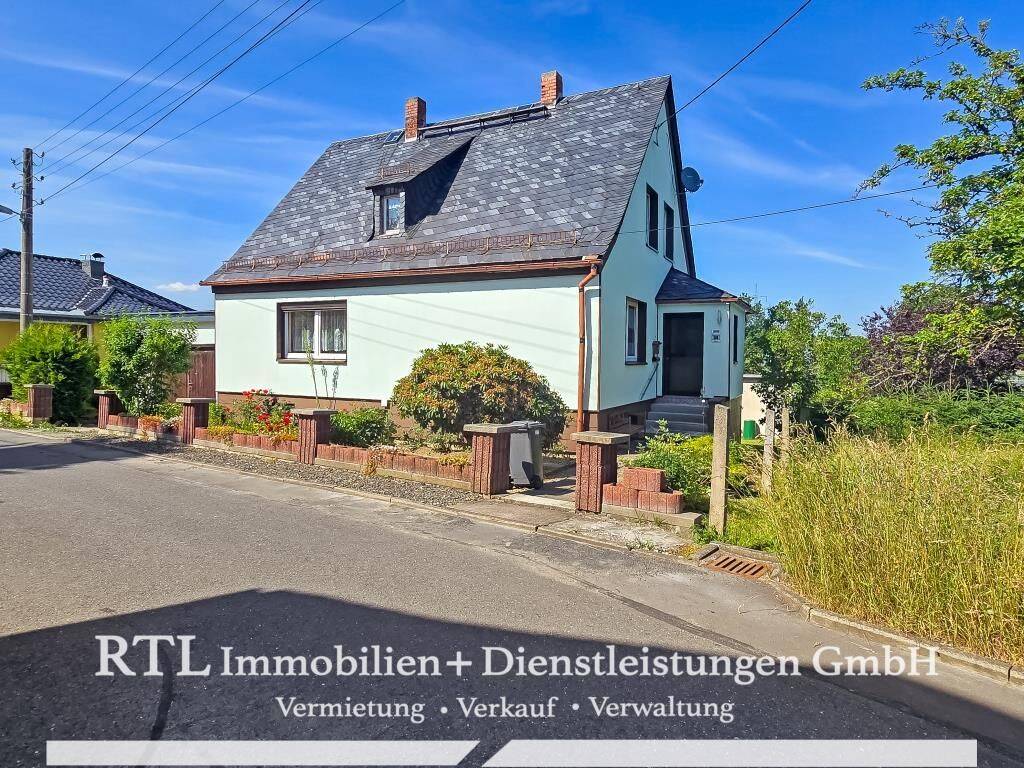 Ruhig gelegenes Familienhaus mit Garten am Ortsrand (A1742), 7368 Remptendorf