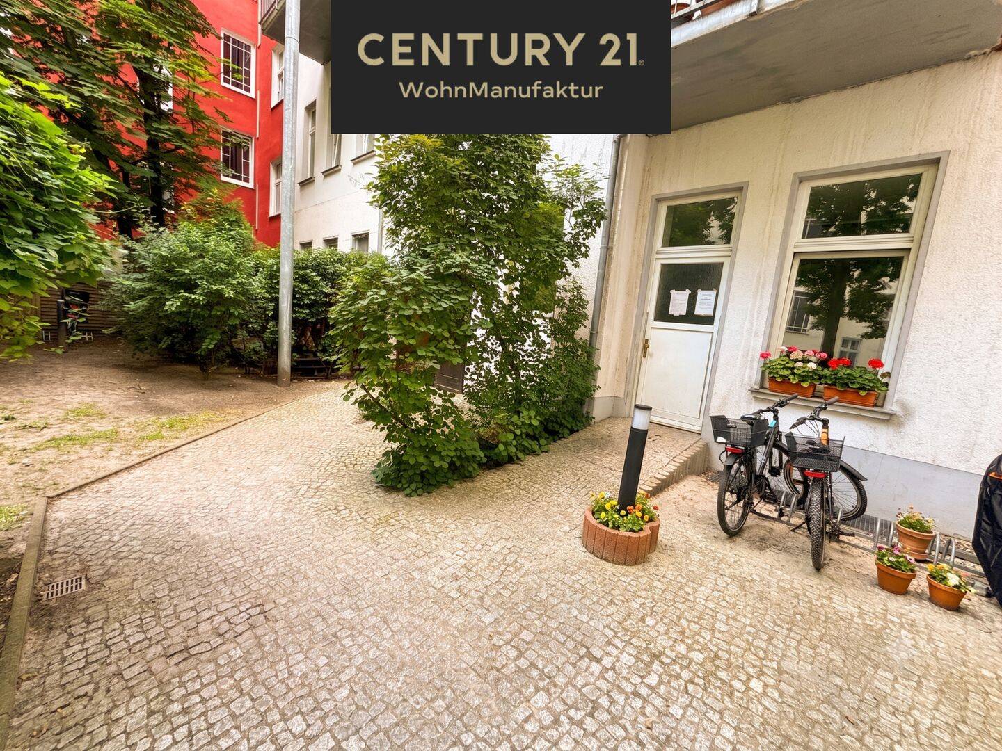 Vermietet: Charmante 2-Zimmer-Maisonette mit Balkon im ruhigen Seitenflügel, 10245 Berlin (Friedrichshain-Kreuzberg Friedrichshain)