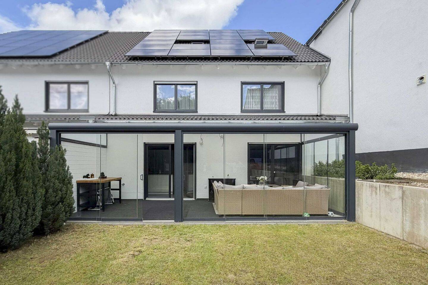 Energieeffizientes Zuhause mit Wärmepumpe & stilvollem Wohnkomfort in Meckenheim, 53340 Meckenheim