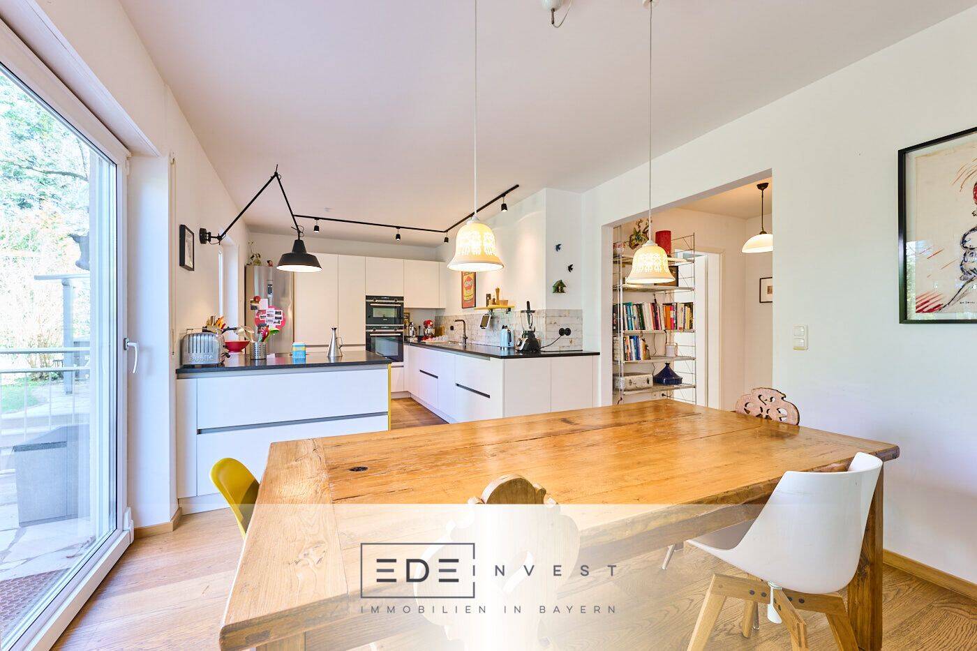 Ruhige Lage in Waldtrudering: Familienhaus mit Garten, Sauna & Photovoltaik, 81825 München (Berg am Laim Trudering-Riem)