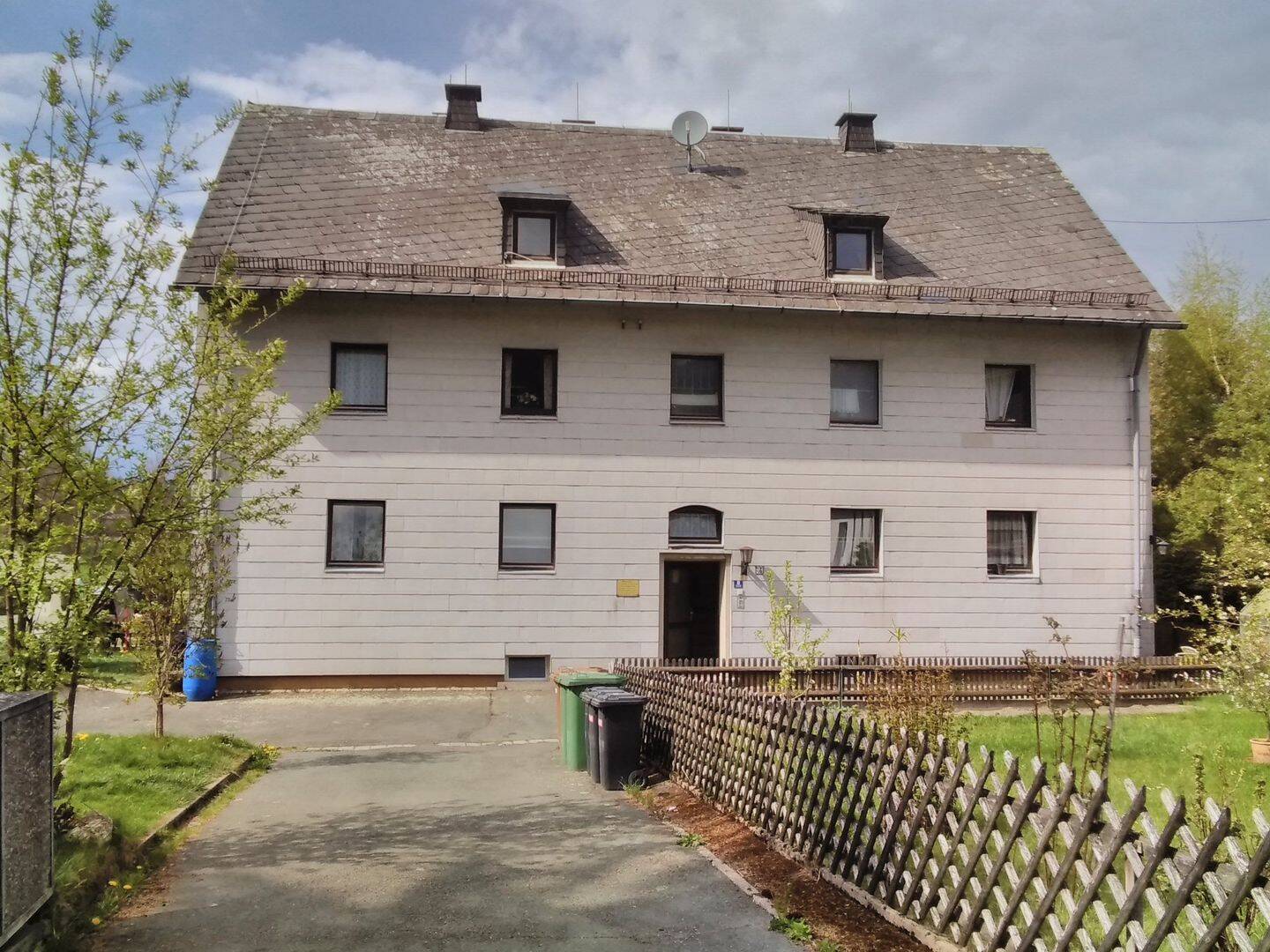 Mehrfamilienhaus in Issigau nahe Hof Bayern, 95188 Issigau