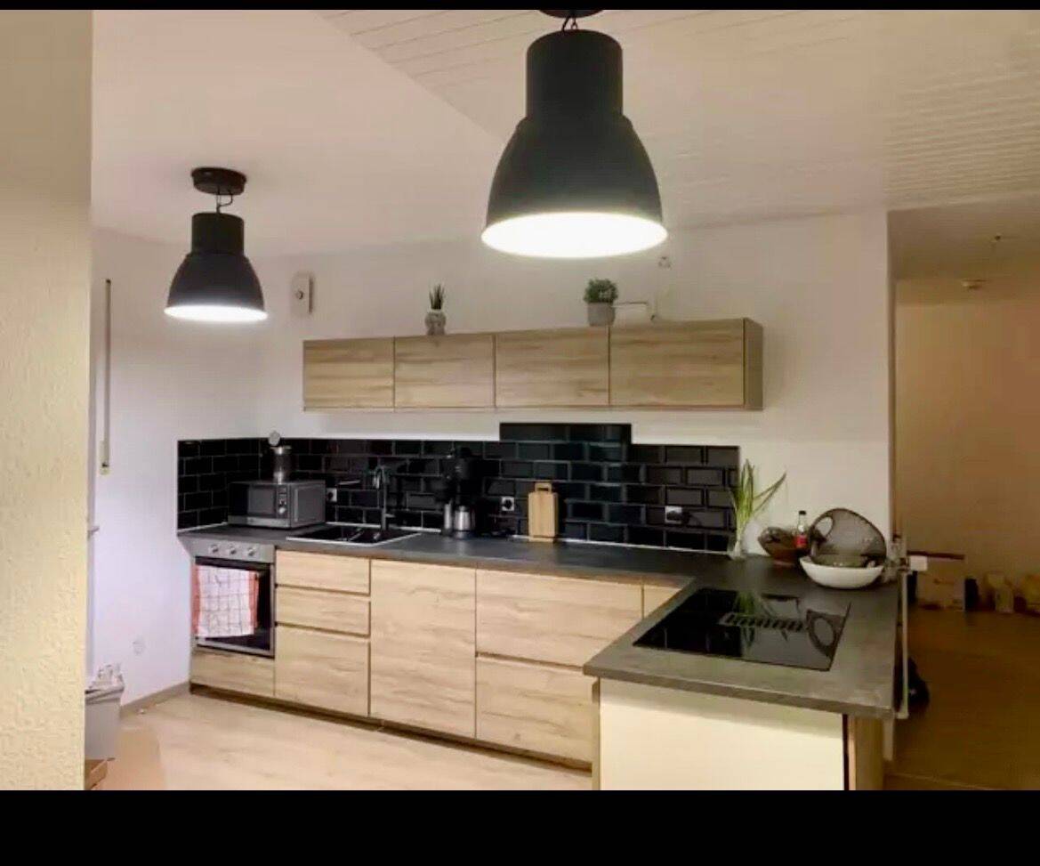 2,5-Zimmer-Wohnung m. EBK, Balkon, Stellplatz Fürth Dambach, 90768 Fürth