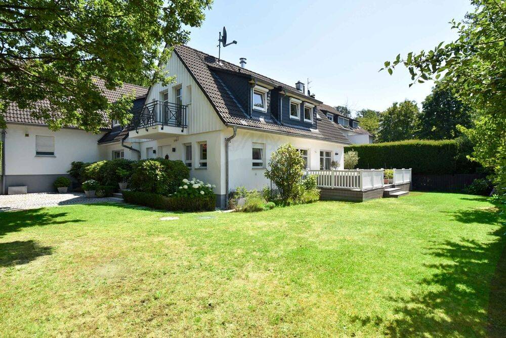 Stilvolles Einfamilienhaus im Hampton-Stil in bester Wohnlage, 61350 Bad Homburg v.d. Höhe