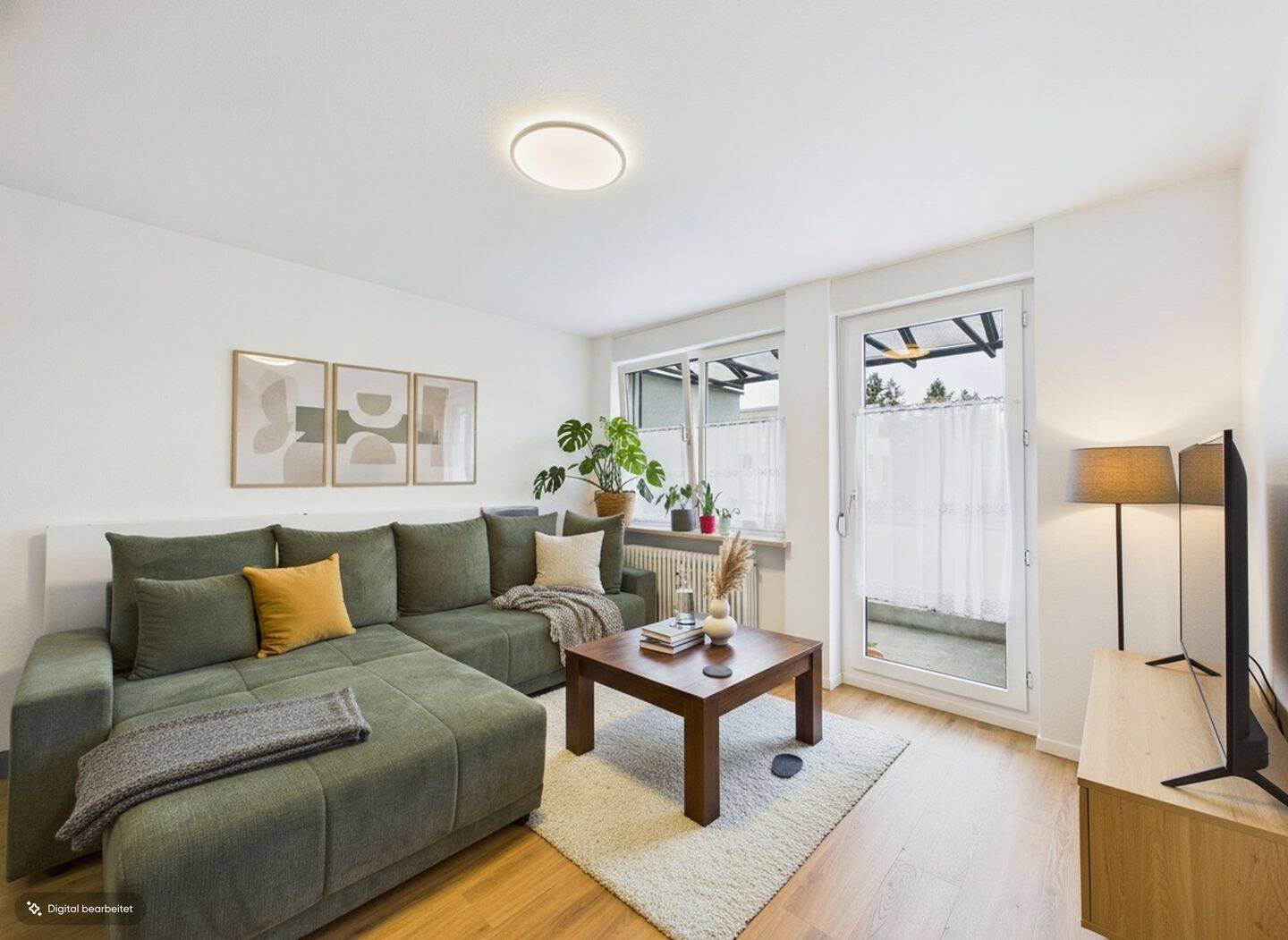Stilvolles Wohnen im Münchener Südosten: Lichtdurflutete 2-Zimmer-Wohnung mit Balkon & Tiefgarage, 81739 München (Ramersdorf-Perlach)