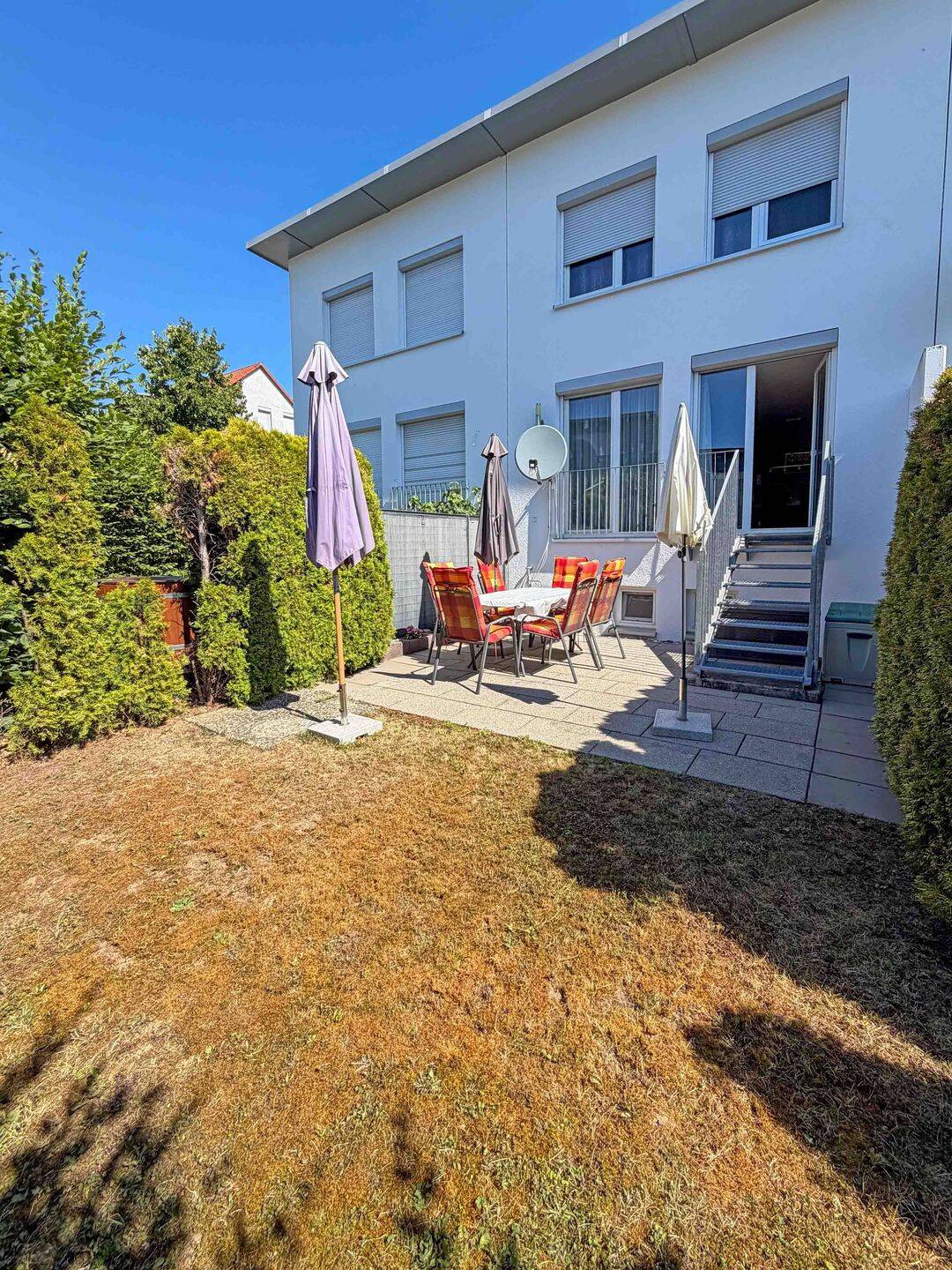 Top gepflegtes Wohnhaus in bevorzugter ruhiger Anwohnerlage, 71686 Remseck am Neckar