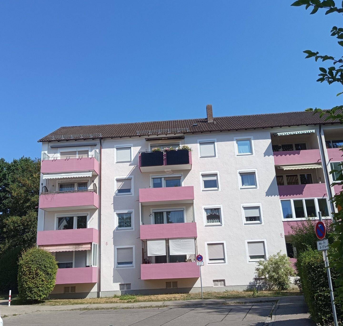 Wohnen im „Alpenviertel“ ruhig gelegene 3 ZKB mit Südbalkon, 86356 Neusäß