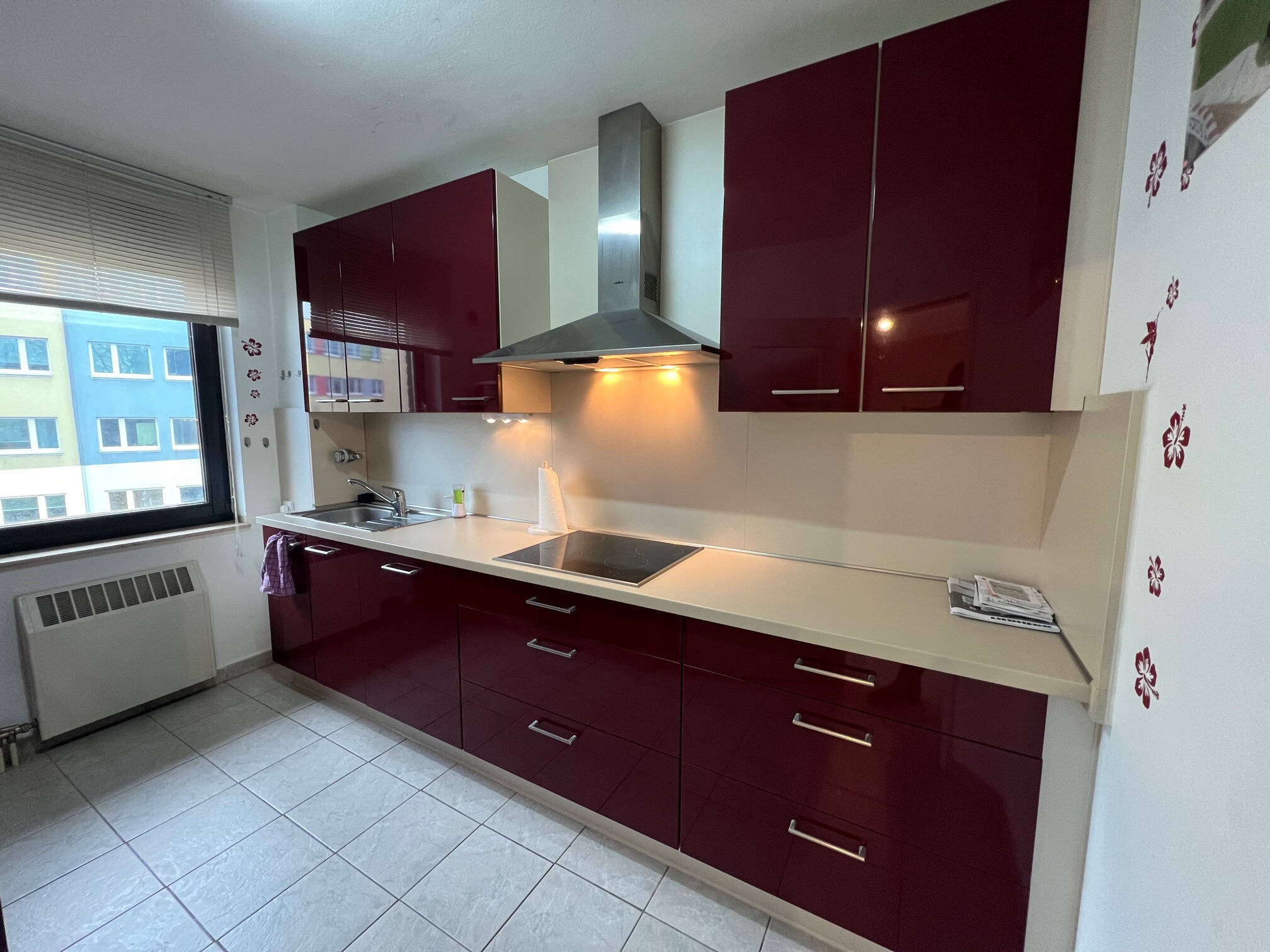 Moderne 2 Zimmerwohnung mit Einbauküche, 41236 Mönchengladbach (Bonnenbroich Geneicken Heyden Mülfort Rheydt)