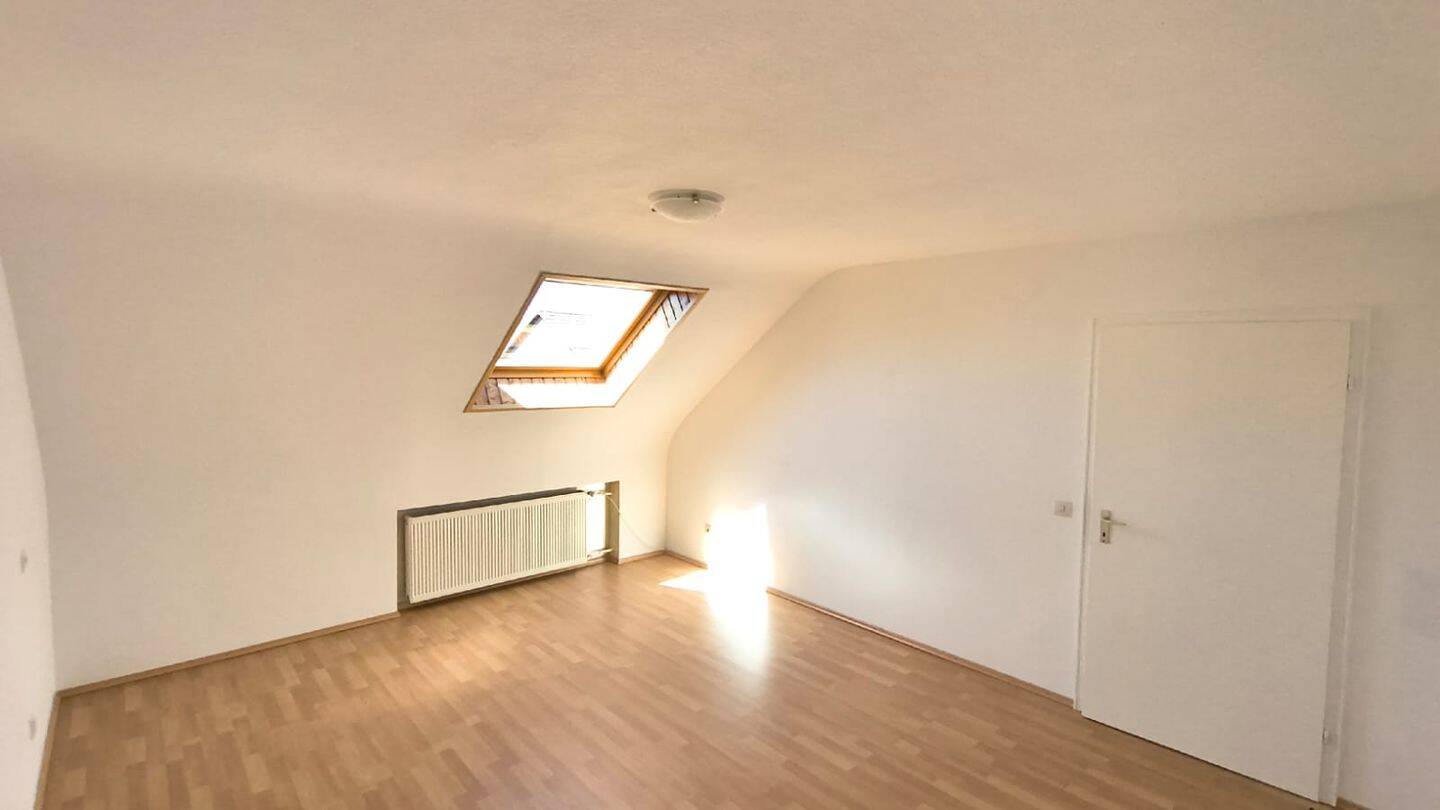 Großzügige 4-Zimmer-Wohnung in ruhiger & familienfreundlicher Lage von Bous, 66359 Bous