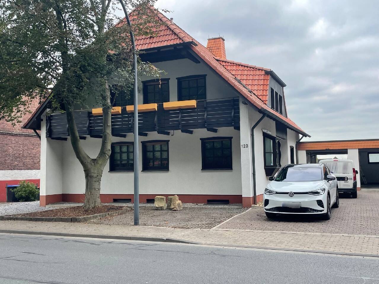 Einfamilienhaus mit großem Keller, großer Garage und vielen Nutzungsoptionen, 59077 Hamm