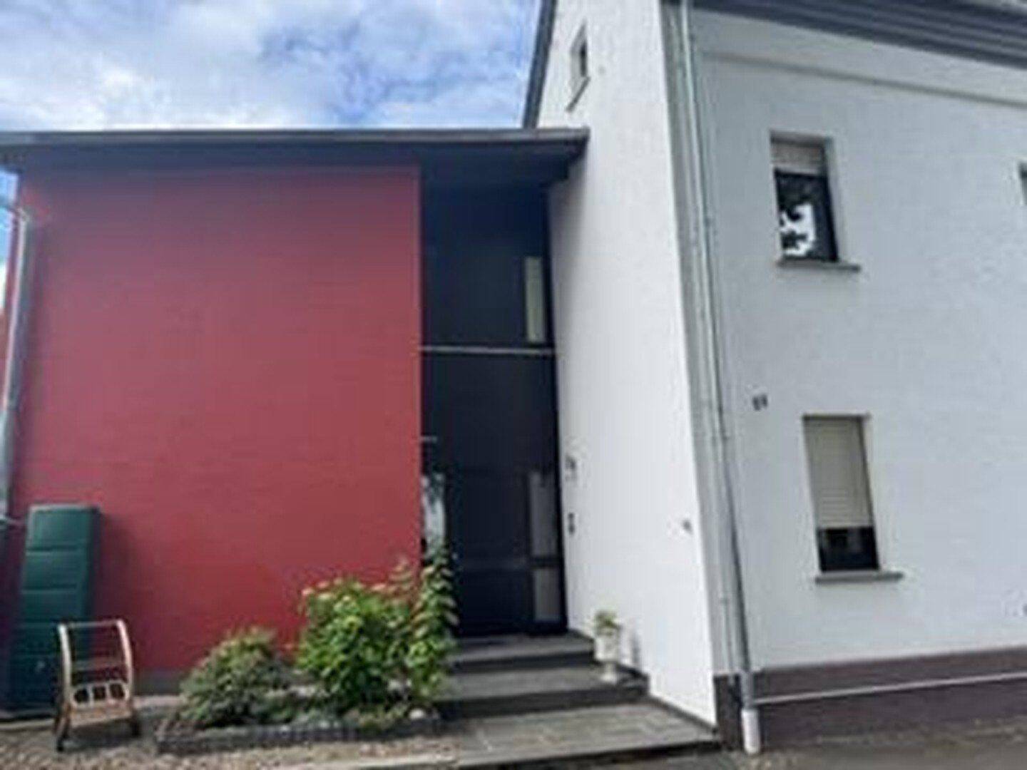 Koblenz Einfamilienhaus in guter Lage, 56072 Koblenz (Güls Metternich Rübenach)