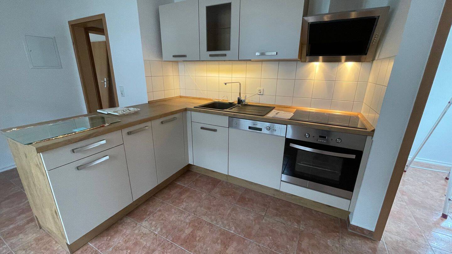 Wohnen am am Heimgarten – inkl. EBK !!! + Balkon + Bad mit Fenster*** frei ab 1.11.2026, 9127 Chemnitz