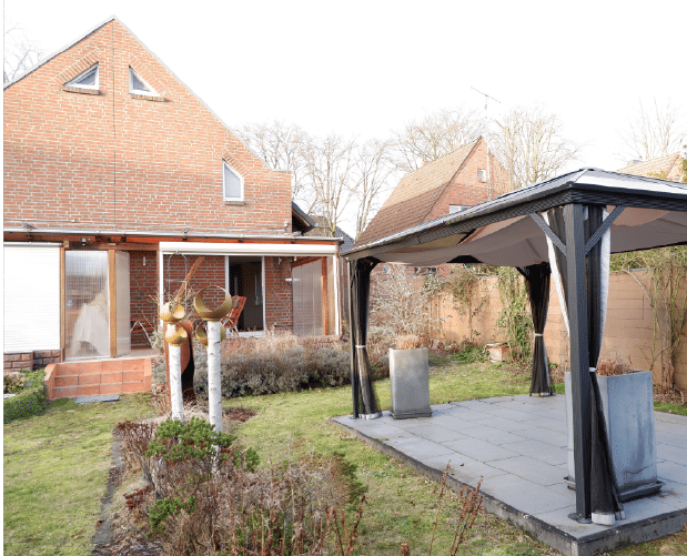 Modernisierte Doppelhaushälfte in stadtzentraler Lage, 21502 Geesthacht