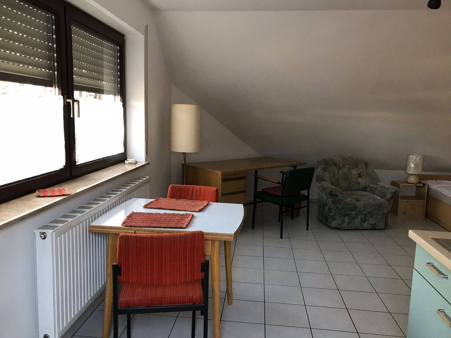 Möbliertes 1-Zi.-Appartement, – 91058 Erlangen-Bruck, 91058 Erlangen (Bruck Eltersdorf Erlangen-Süd Sebaldussiedlung Tennenlohe)