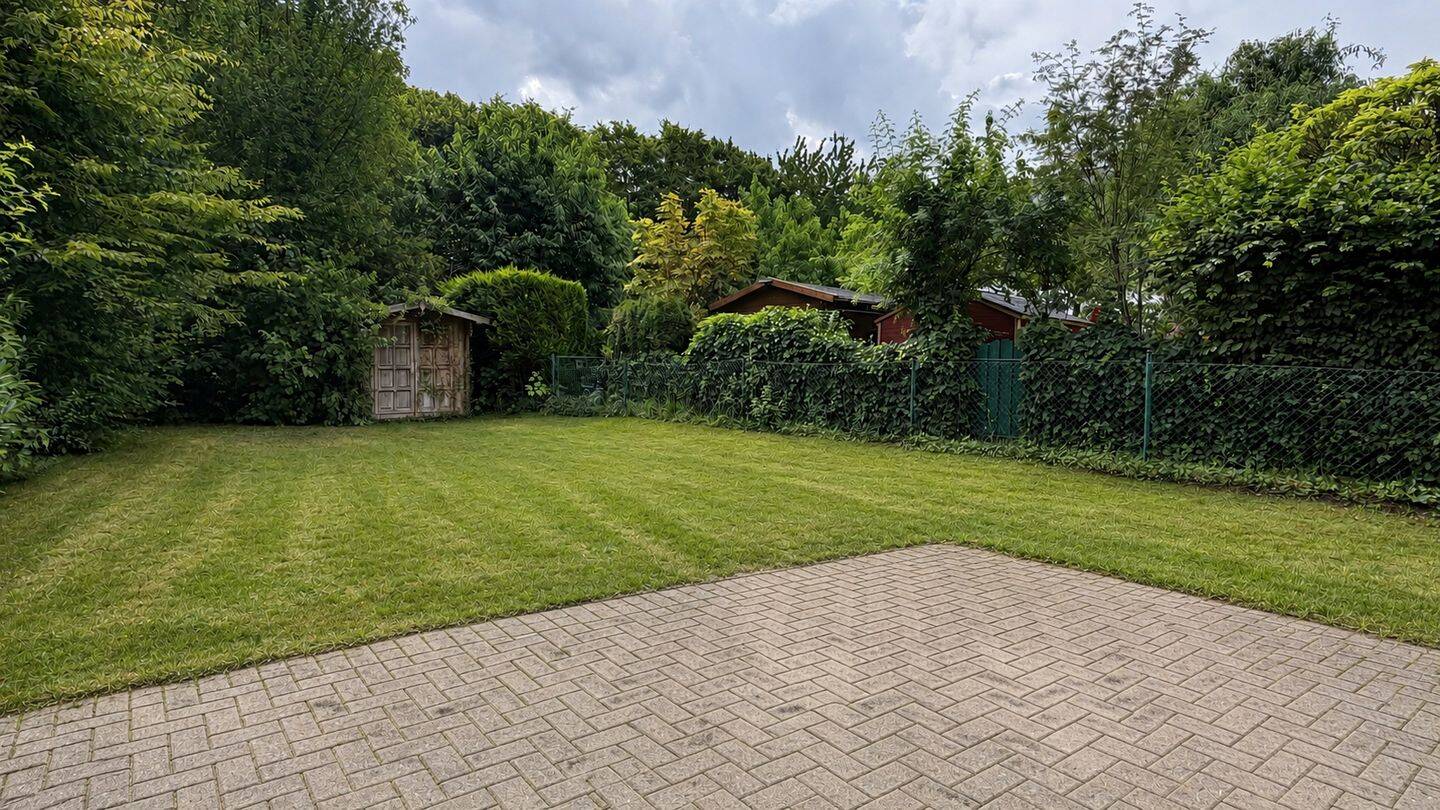 Familienfreundliches Einfamilienhaus in Düsseldorf – Einbrungen, 40489 Düsseldorf (Angermund Kaiserswerth Kalkum Lohausen Wittlaer)
