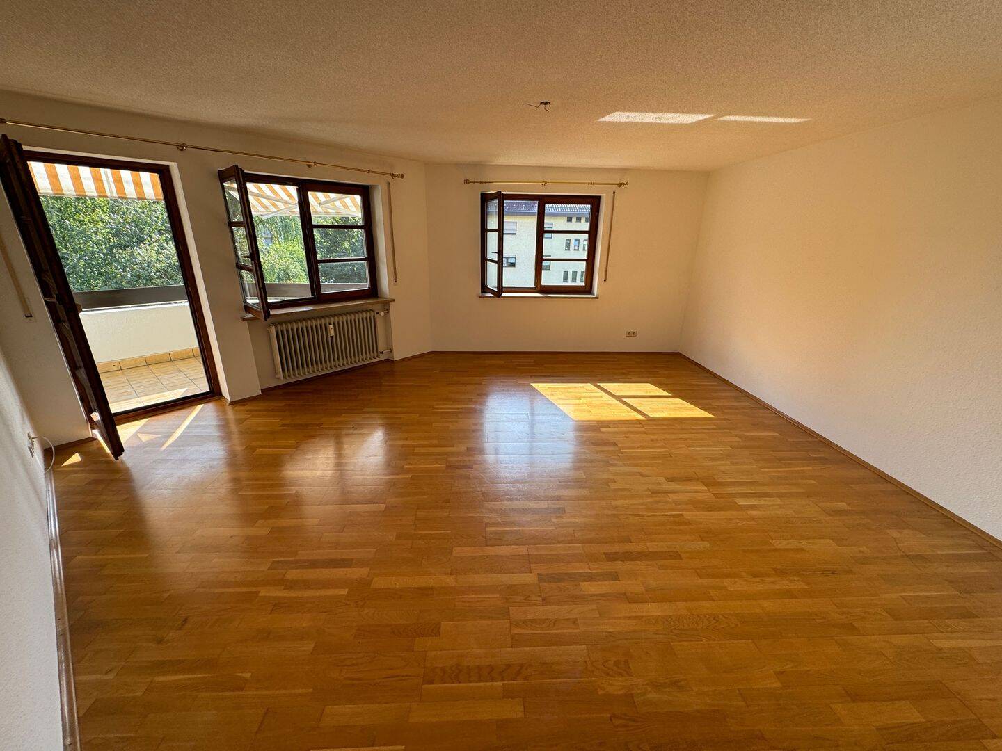 2,5 Zimmer Wohnung mit Balkon in ruhiger Wohngegend, 78315 Radolfzell am Bodensee