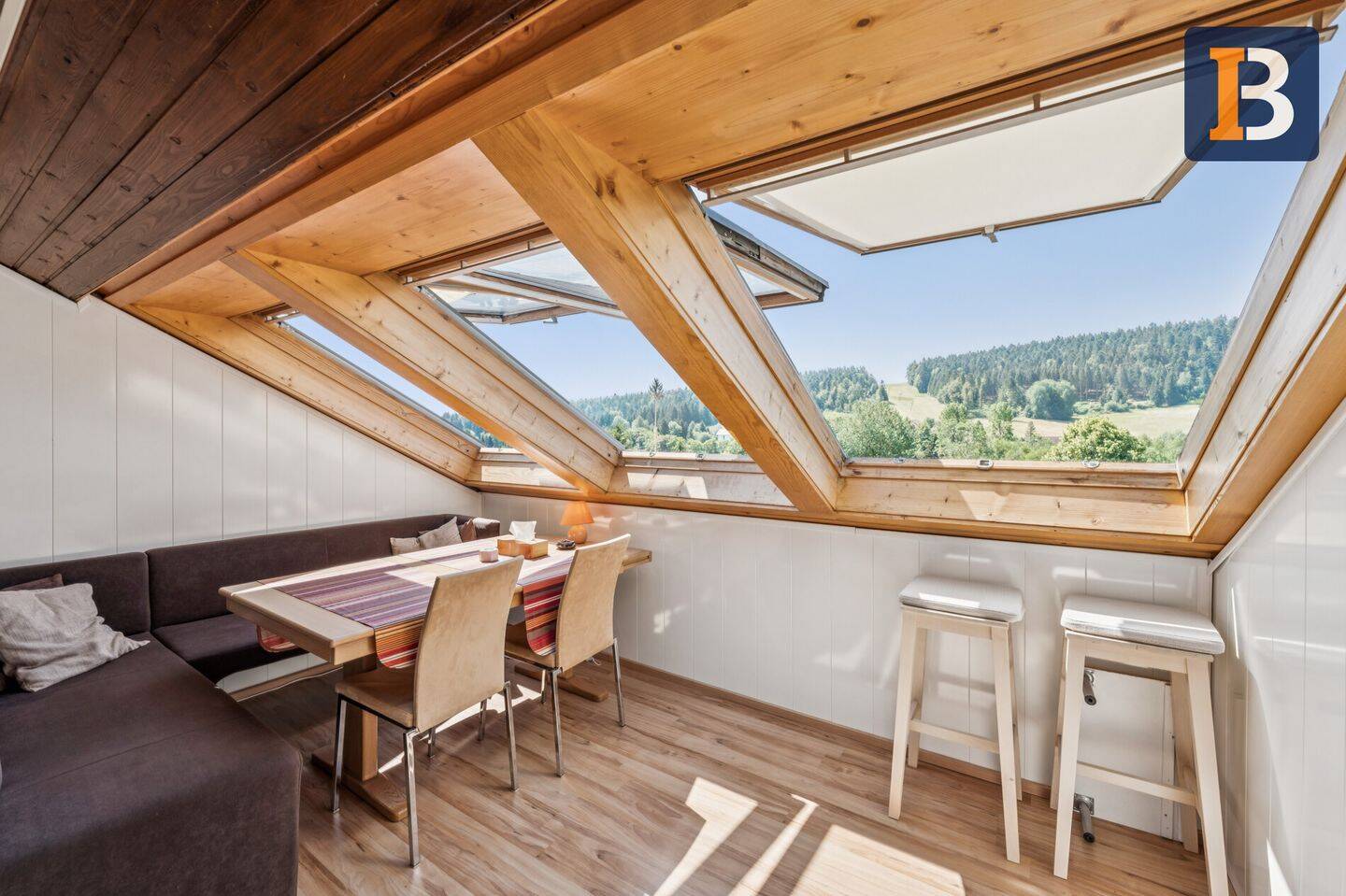 Direkt am Skilift in Herrischried, gemütliche möblierte 3 Zimmer Dachgeschosswohnung, 79737 Herrischried