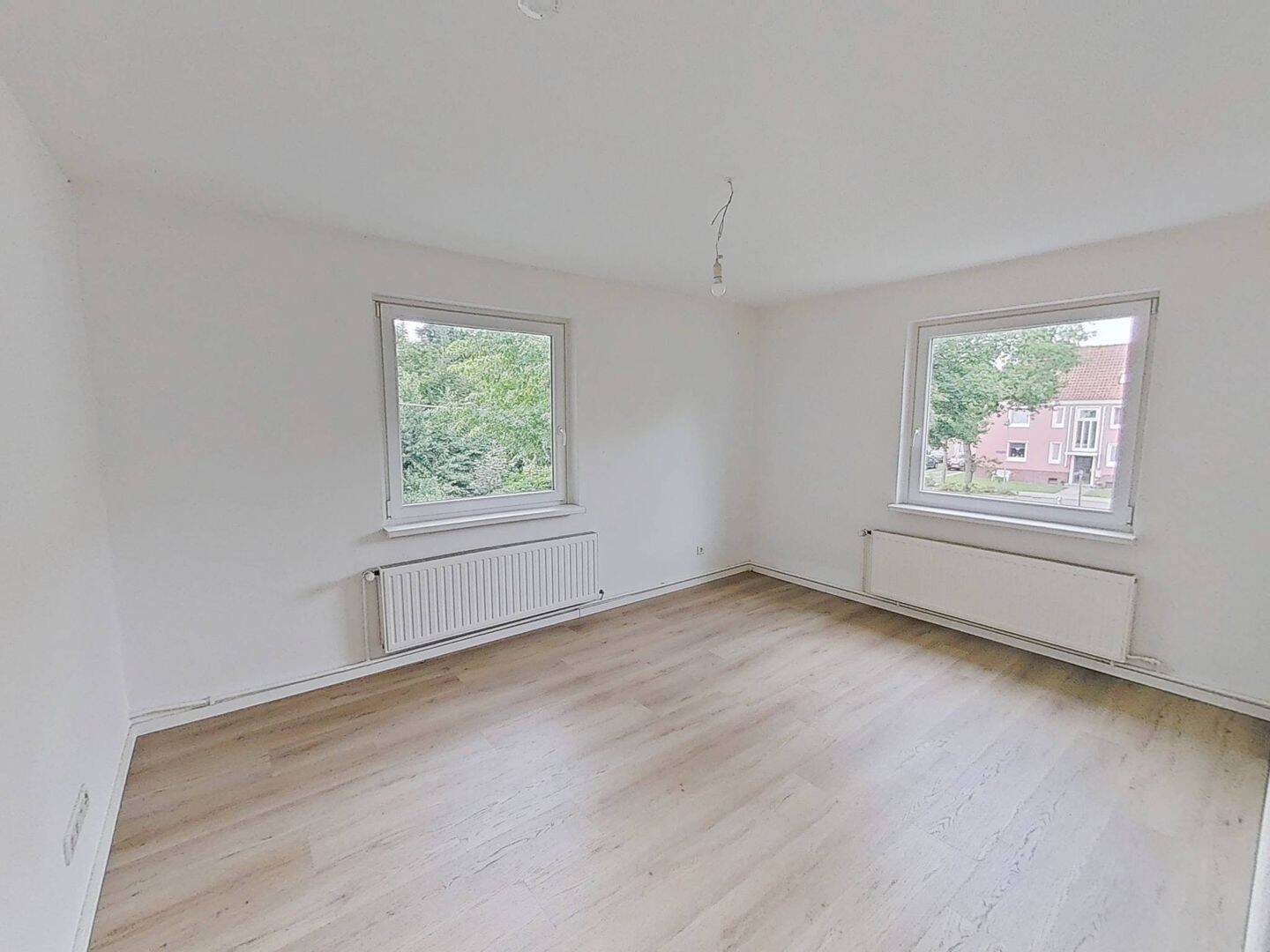Gemütliche 3-Zimmer-Wohnung mit modernem Wannenbad und viel Lichteinfall, 26954 Nordenham