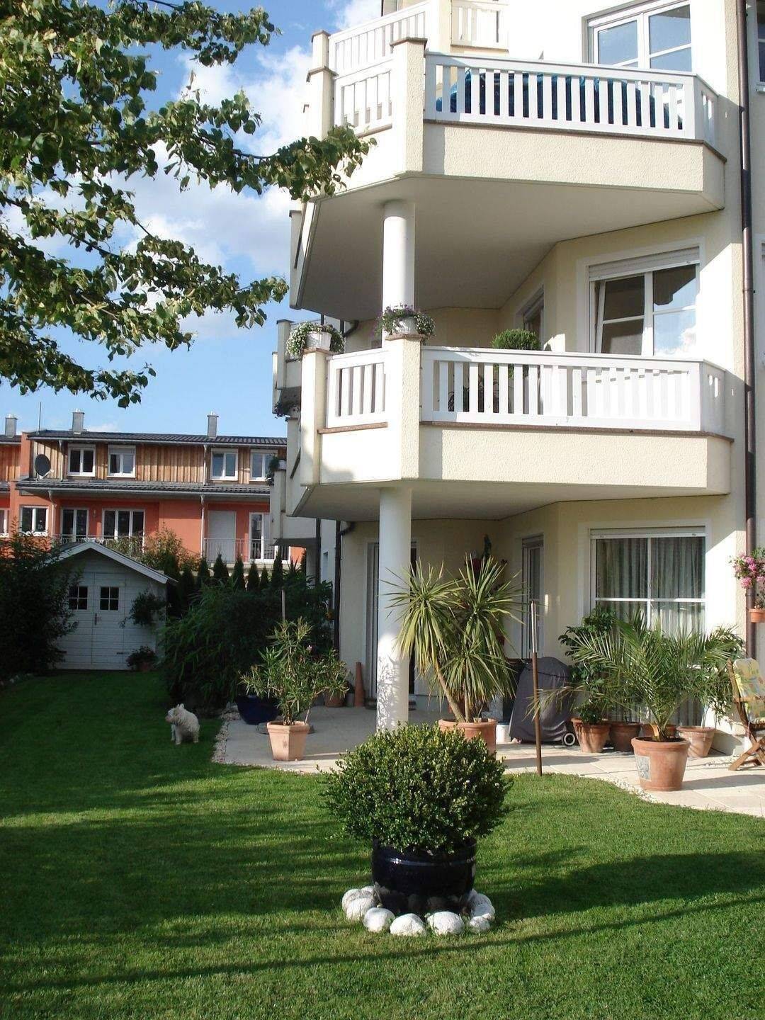 Mediterranes Wohnen wie im eigenen Haus – Exklusive 5-Zimmer-Wohnung mit großem Privatgarten, 82140 Olching