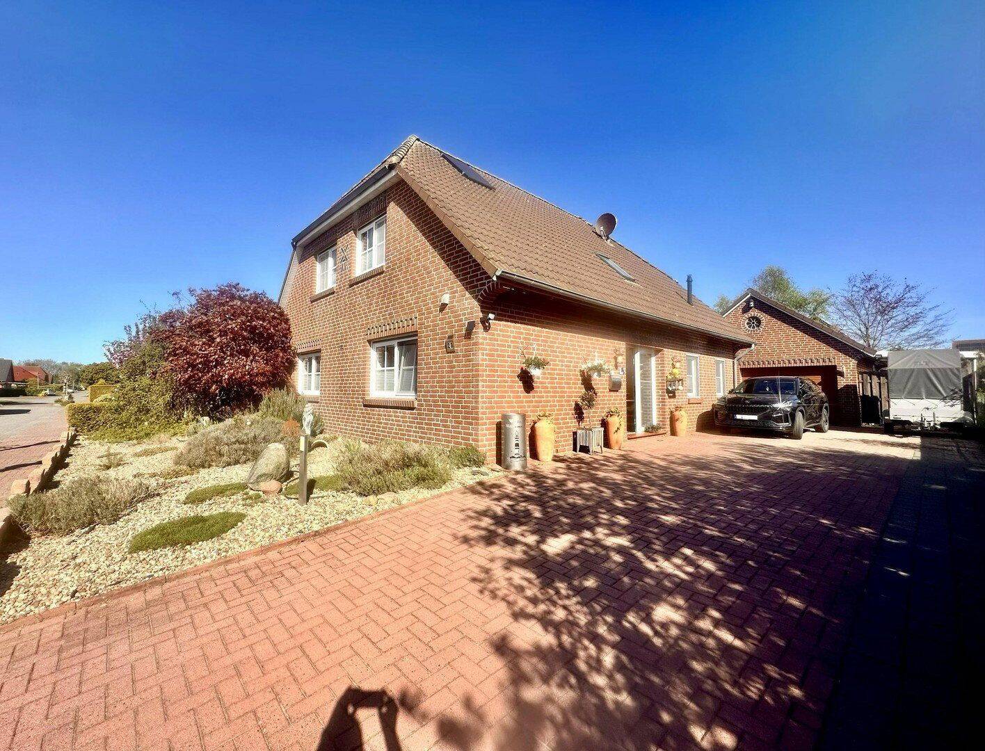 Ein Haus mit Zukunft – neue Heizungsanlage inklusive & viel Platz zum Leben, 26556 Westerholt