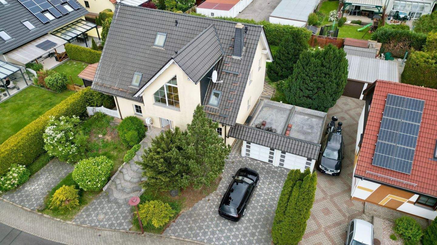 Drei Wohneinheiten. Ein Ort voller Möglichkeiten., 99610 Sprötau