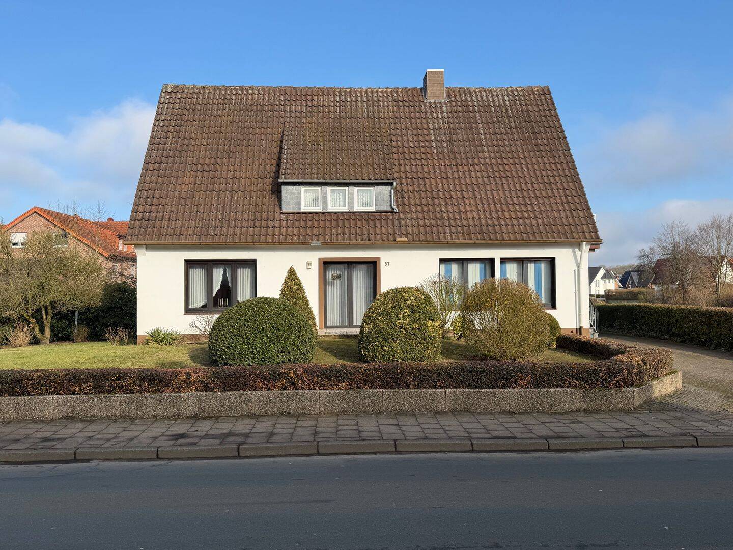 Sanierungsbedürftiges Einfamilienhaus in bester Lage mit Entwicklungspotential, 49504 Lotte