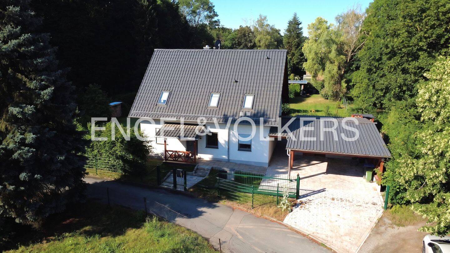 Exklusives Einfamilienhaus in Altenburg:  Ruhe, Grünblick und Stadtnähe vereint, 4600 Altenburg