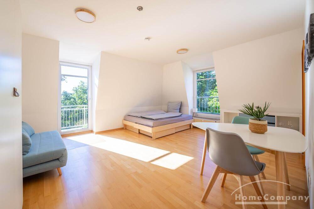 26811 HomeCompany Dresden Möbliert/Furnished Studio Apartment in Dresden-Neustadt mit Balkon max. 2 Personen