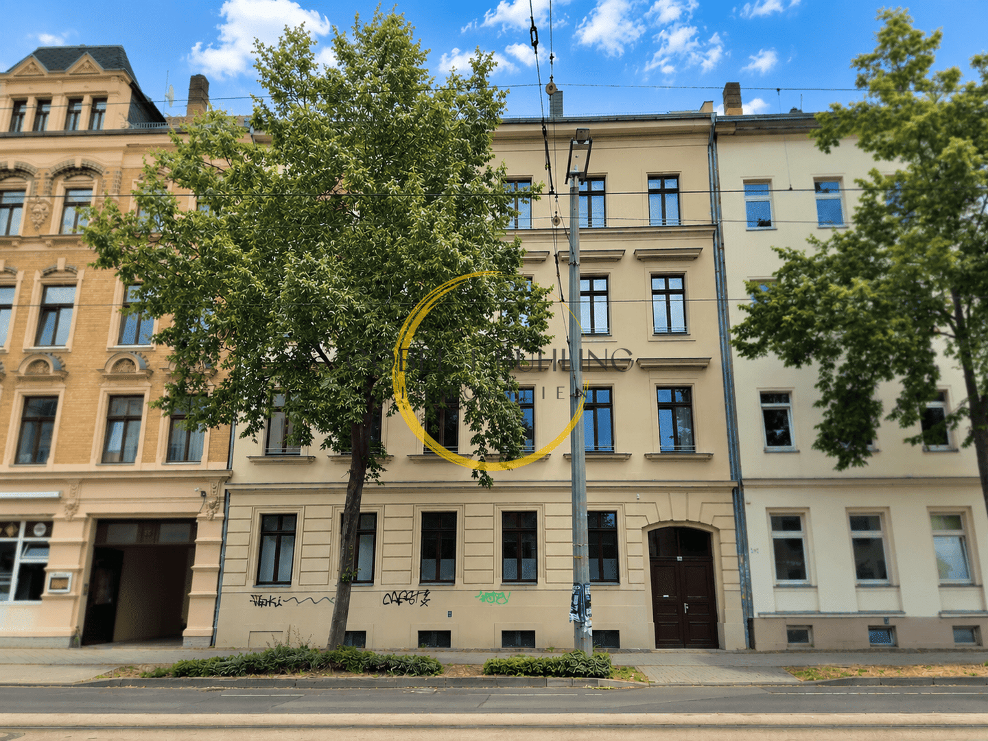2014 Kernsaniert!-Vermietete 2-Zimmer-Wohnung mit Balkon & Aufzug in top sanierten Mehrfamilienhaus, 4129 Leipzig (Eutritzsch)