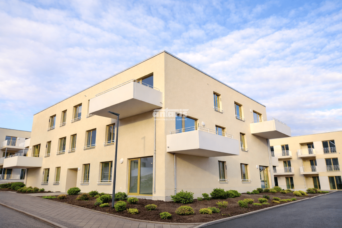 antaris Immobilien GmbH **4-Raum-Wohnung mit Balkon und exklusiver Dachterrasse**, 99096 Erfurt (Altstadt Brühlervorstadt Daberstedt Löbervorstadt Melchendorf)