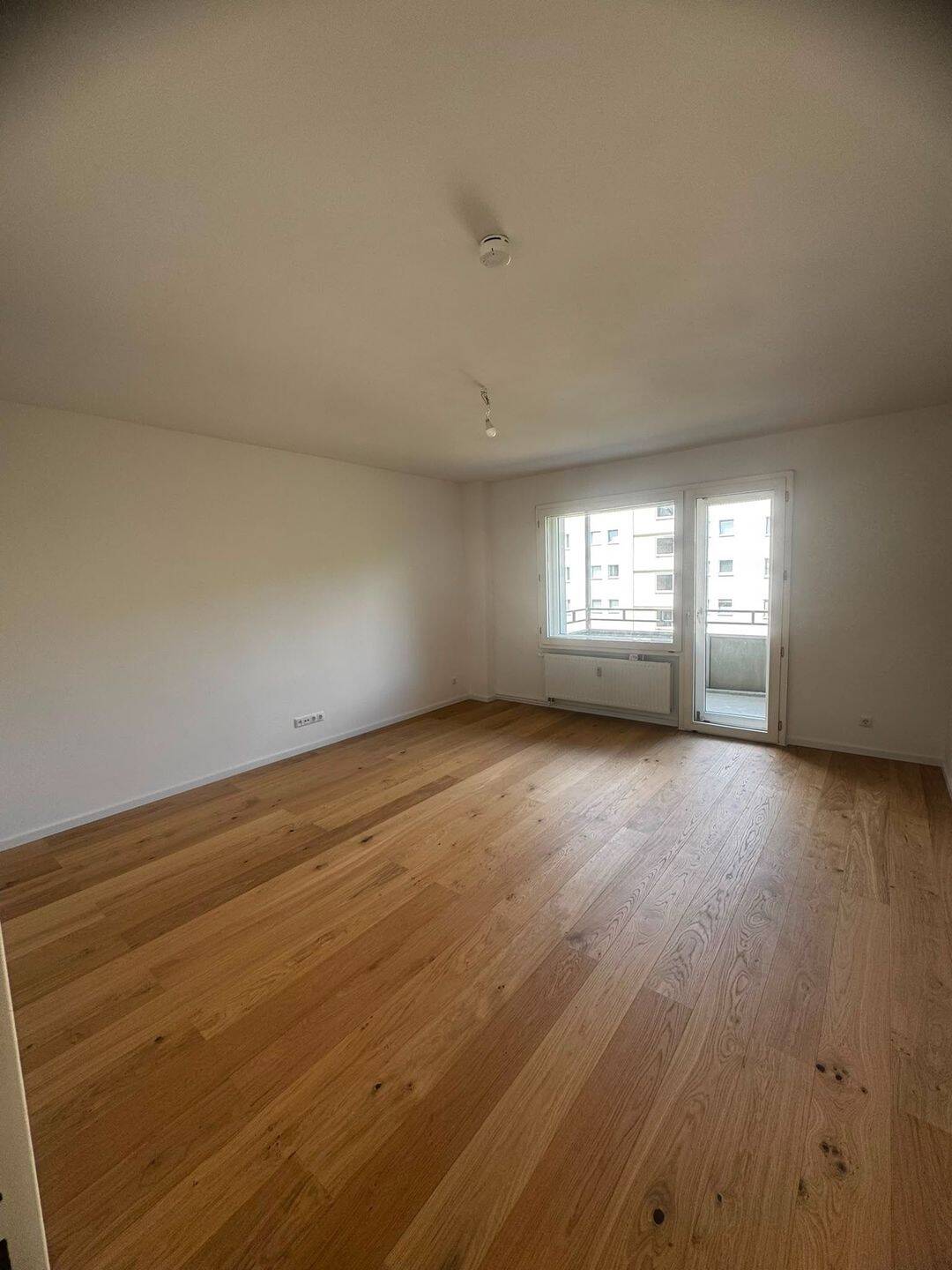 +SCHNELL EINZIEHEN+ 2-Raum Wohnung mit Balkon und Wannebad, 13407 Berlin (Reinickendorf)