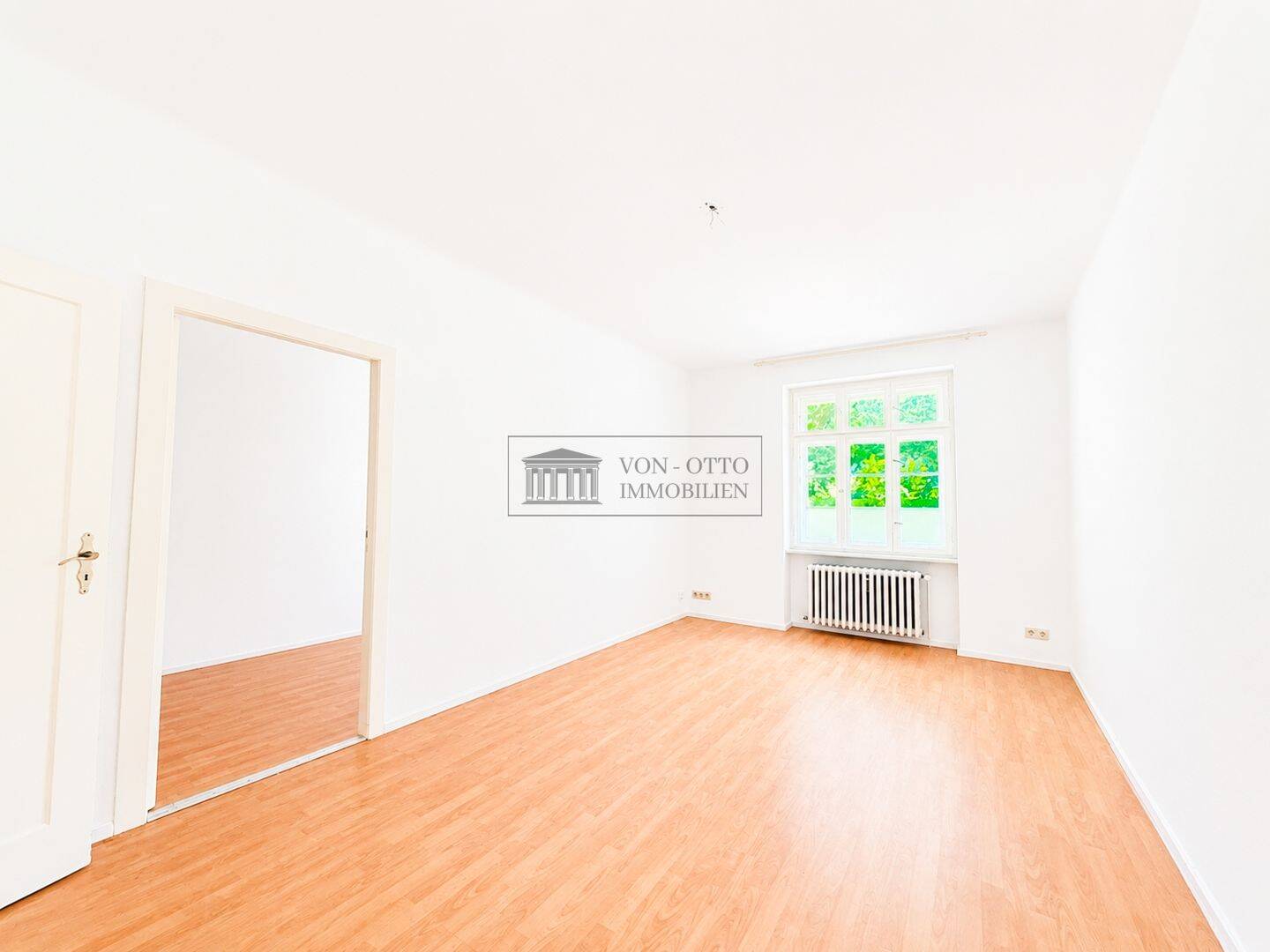 Bezugsfreie 2-Zimmer-Altbauwohnung in gefragter Berliner Wohnlage, 12165 Berlin (Steglitz-Zehlendorf Steglitz)