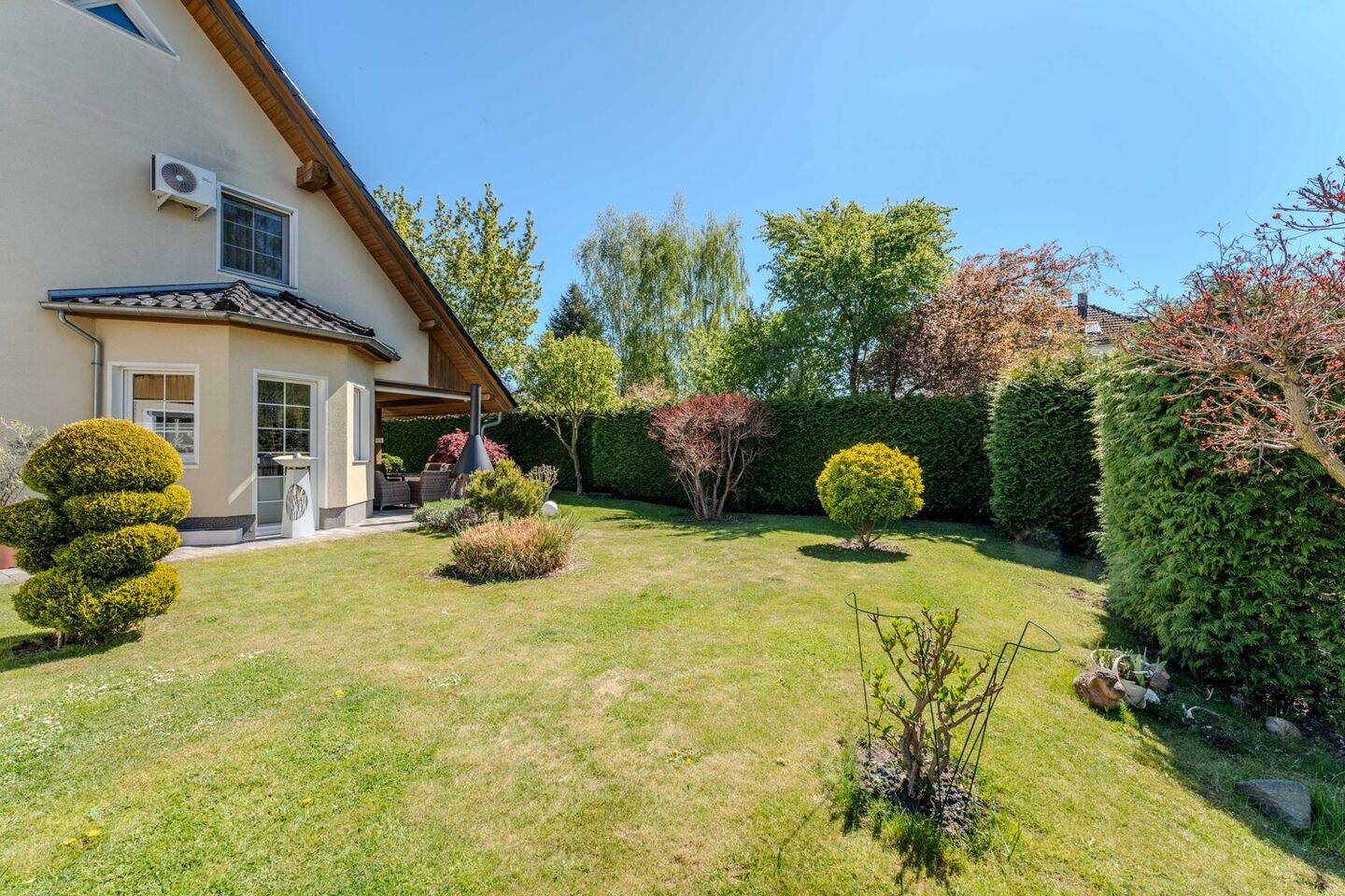 Exklusives Wohnambiente nahe Naturschutzgebiet – Einfamilienhaus mit Garten, 13053 Berlin (Lichtenberg Hohenschönhausen)