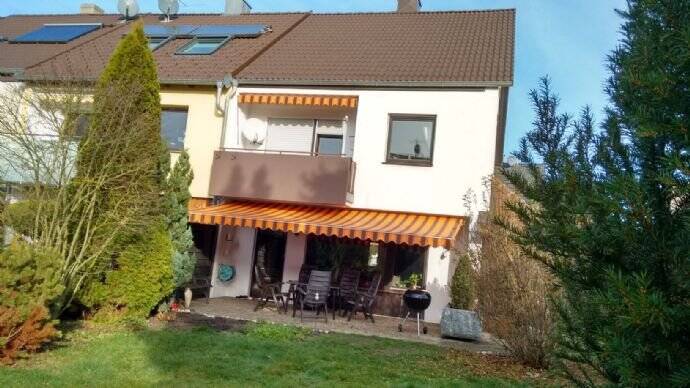 Wohnen auf Zeit nahe Erlangen: Großzügiges Reiheneckhaus mit Garten & Garage in Bubenreuth, 91088 Bubenreuth