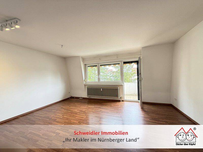 Charmante 2-Zimmer-Balkonwohnung mit Einbauküche und Garage in Lauf a. d. Pegnitz, 91207 Lauf a.d. Pegnitz (Lauf)