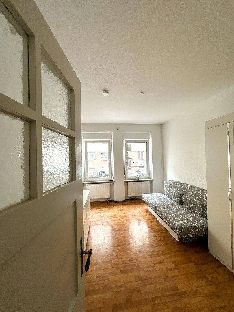 Modern & Möbliert – Renovierte 1-Zimmer-Wohnung mit Top-Anbindung, 90439 Nürnberg (Großreuth bei Schweinau Schweinau Sankt Leonhard Sündersbühl)