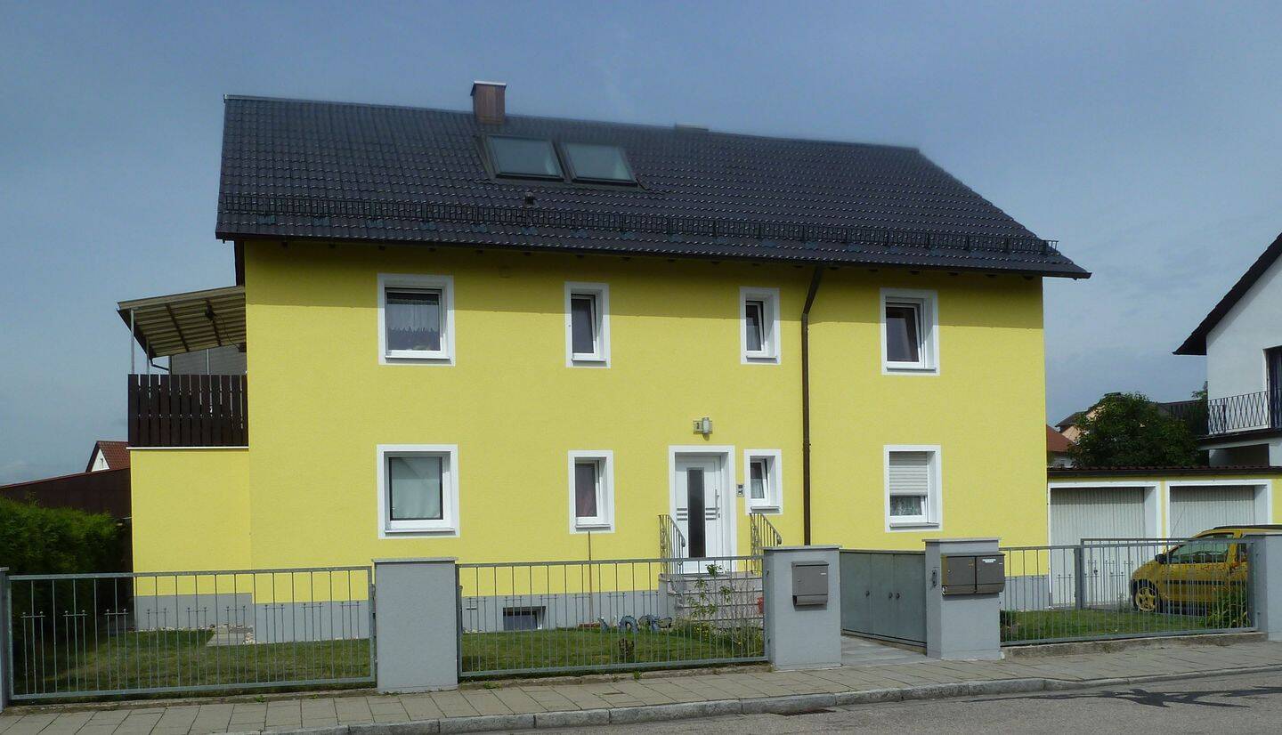 4 Zimmer, Küche, 2 Bäder Wohnung im 1. Stock, 93128 Regenstauf