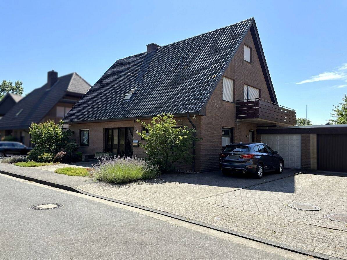 Einfamilienhaus mit Einliegerwohnung in ruhiger und beliebter Wohnlage von Steinfurt-Borghorst, 48565 Steinfurt