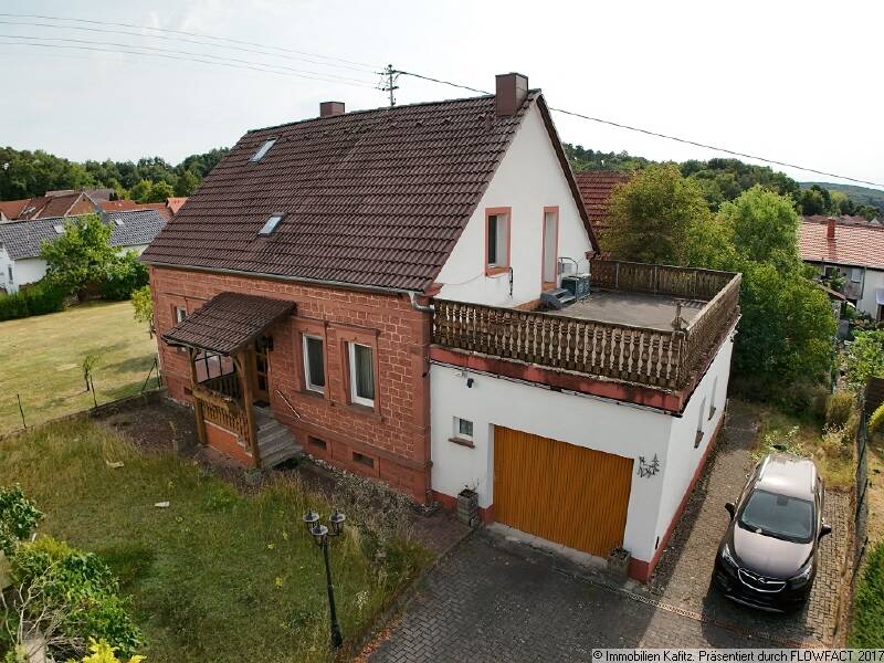 Einfamilienhaus mit Garage auf schönem Grundstück, 67685 Schwedelbach