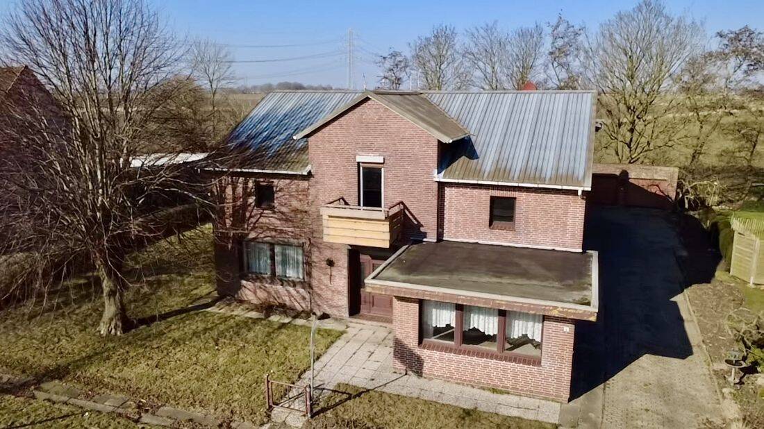 Neuer Preis! Vielseitiges Einfamilienhaus mit Einliegerwohnung & Stall – Nordseenah in Nordermeldorf, 25704 Bargenstedt