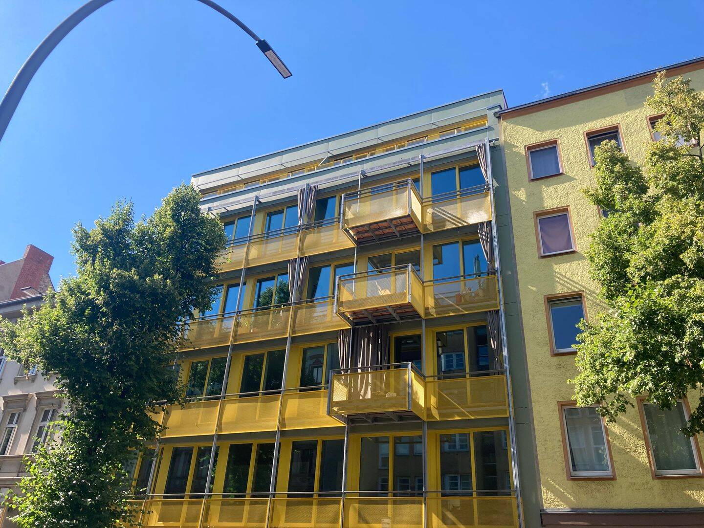 Beautiful brand-new 3-bedroom apartment for rent in Berlin-Neukölln! We’re renting out our newly built 100 m² apartment; 2 bathrooms, large terrace, 12051 Berlin (Neukölln)